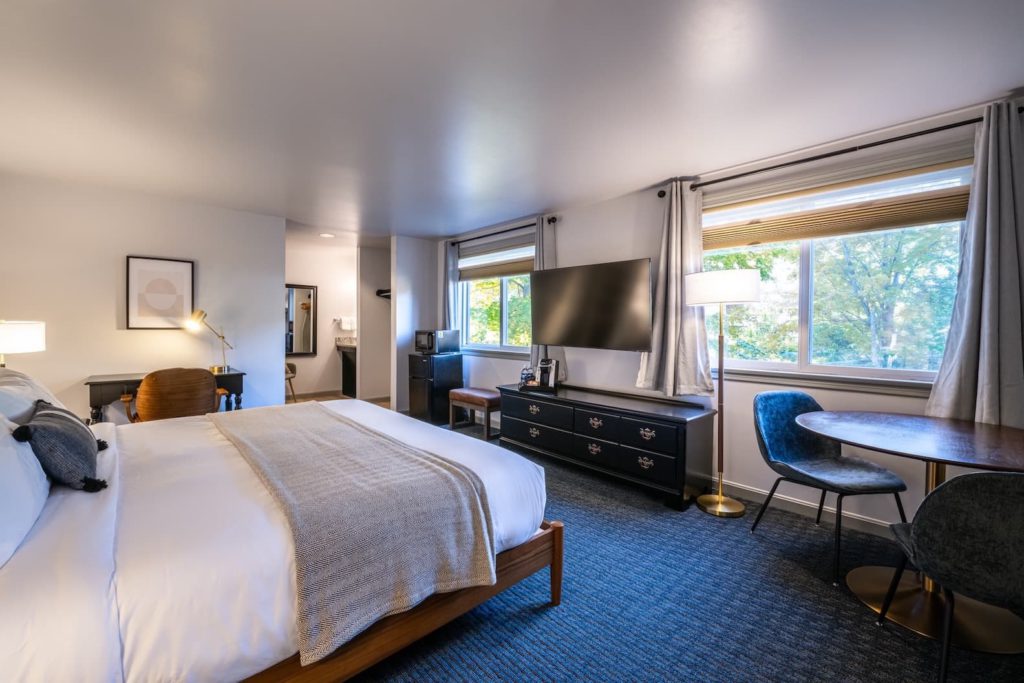 008 web riverhouse riverview king