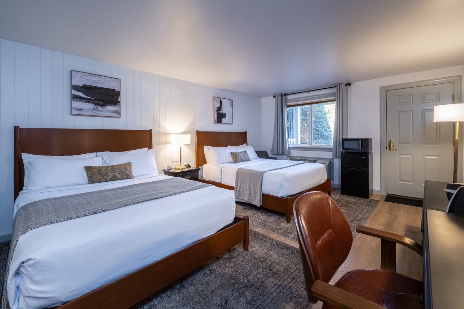 Best Hotel Rooms in Peterborough, NH Riverhouse by Weekender