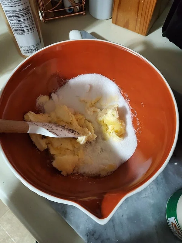 margarine and sugar in a bowl